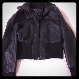 Medium pleather jacket