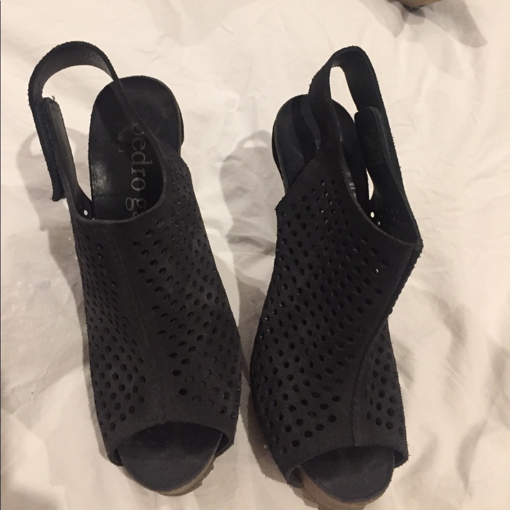 Pedro Garcia heels