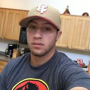 Meet your Posher, Aaron