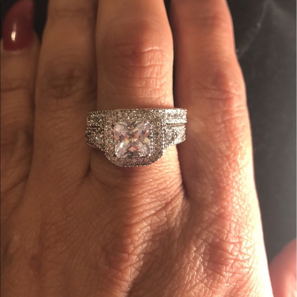 Wedding Set - Picture 1 of 3