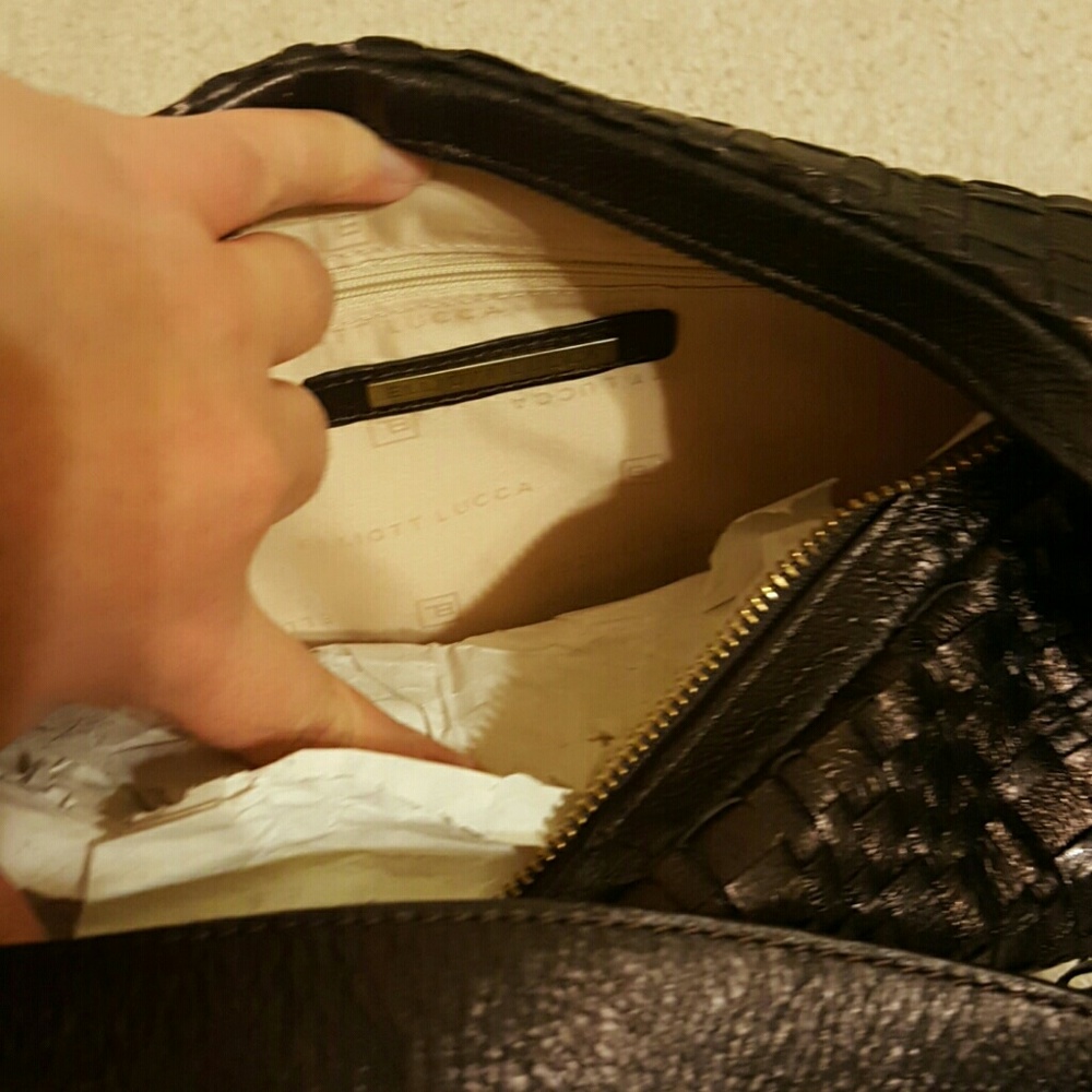 Elliott Lucca Hobo Style Bag Brown Metallic - Picture 3 of 3