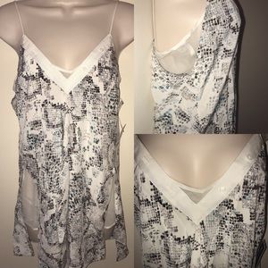 NWOT teal, black, white snake patterned tank top S