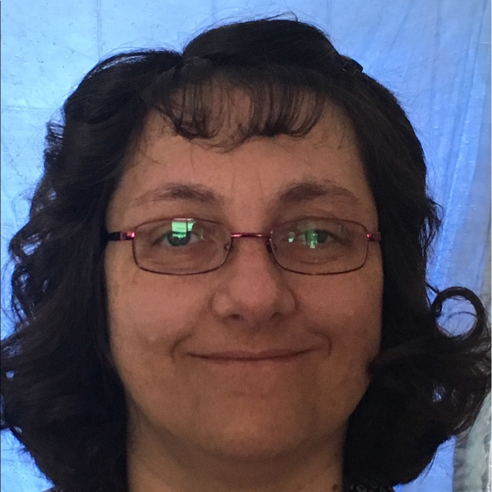 Meet your Posher, Melissa