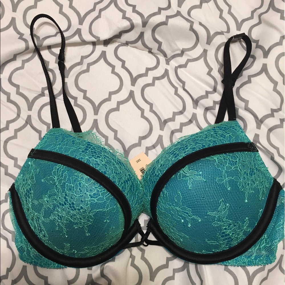 Victoria's Secret Very Sexy Push Up