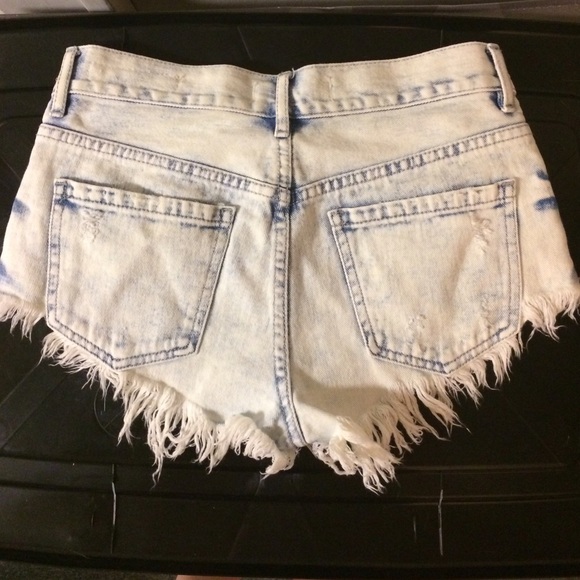 Bullhead high rise shorts - Picture 2 of 6