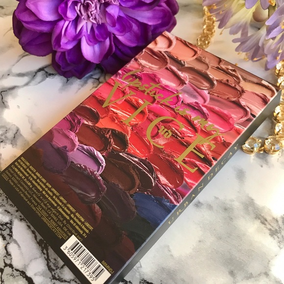 🆕SOLD OUT🎉 Urban Decay 💕 VICE Lipstick Palette - Picture 3 of 8