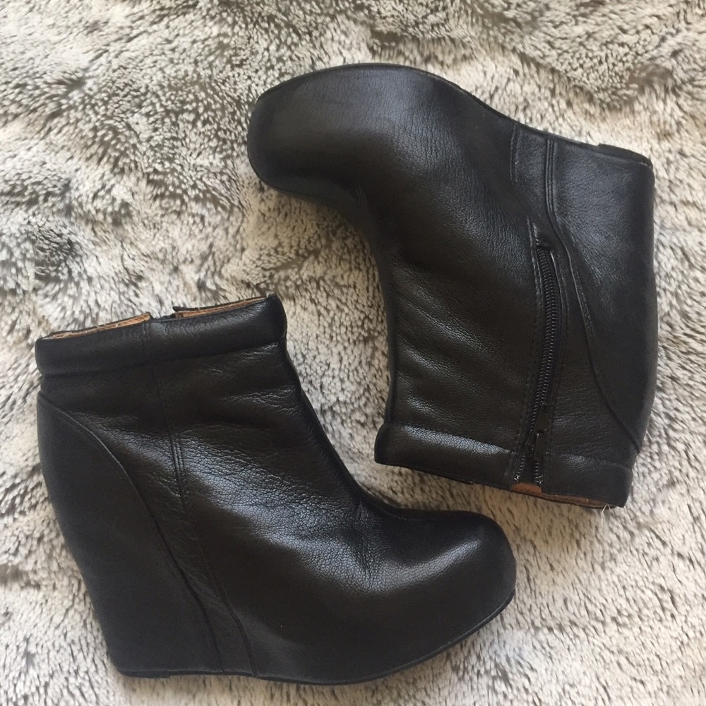 Jeffrey Campbell "Vienna"