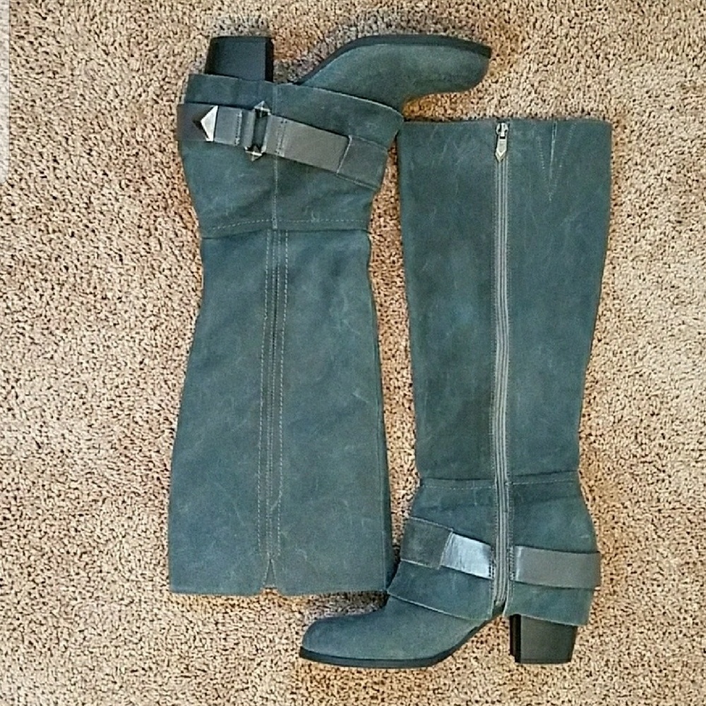 Fergie Boots