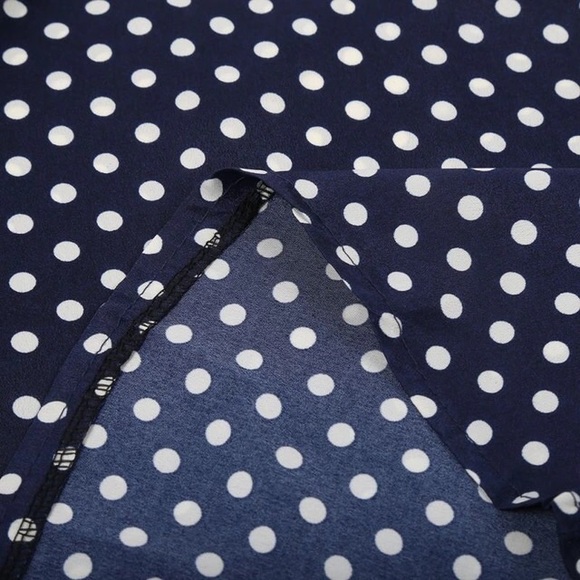 ✨Navy & White Polka Dot Keyhole Blouse✨ - Picture 3 of 4