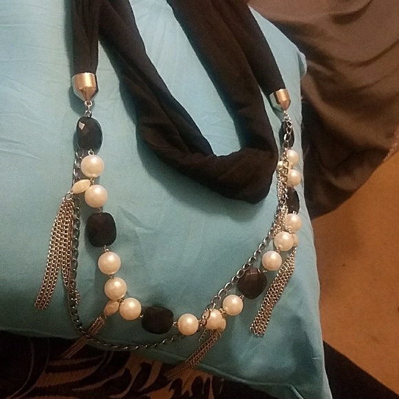 scarf - Picture 1 of 1