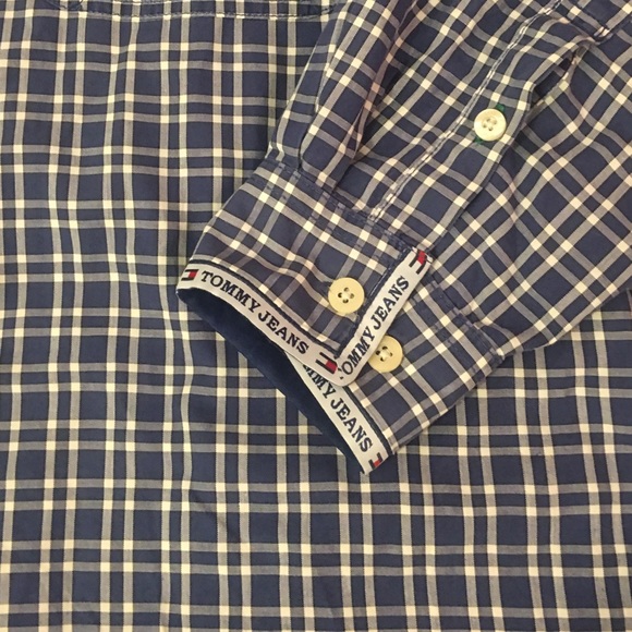 Tommy Hilfiger Jeans Button Down Shirt (Large) - Picture 6 of 8