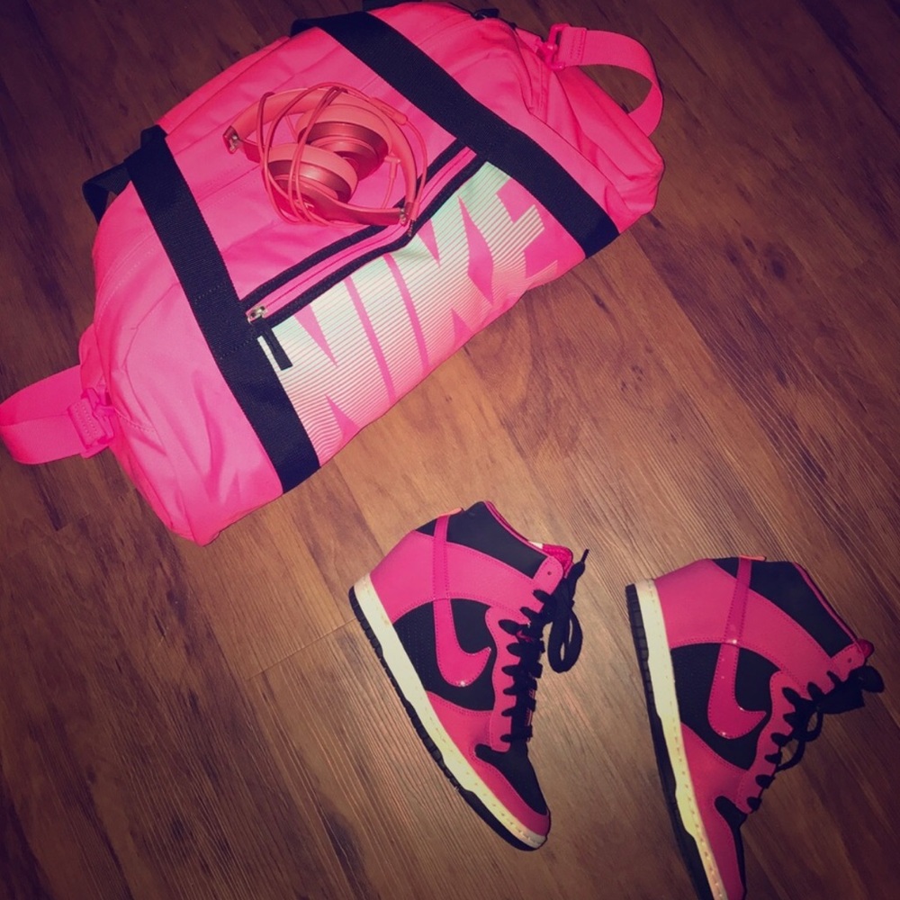 Nike sky hi dunks - raspberry pink and black 💕