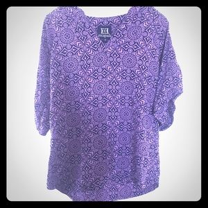 SALE❣️Escapada Living Resort Vibrant Pattern Top!