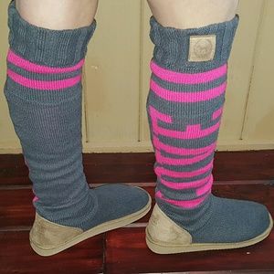 Victoria secret pink Rare Muk Luks!