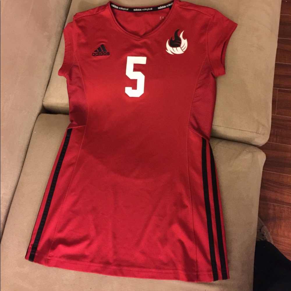 Adidas volleyball top  size XS.