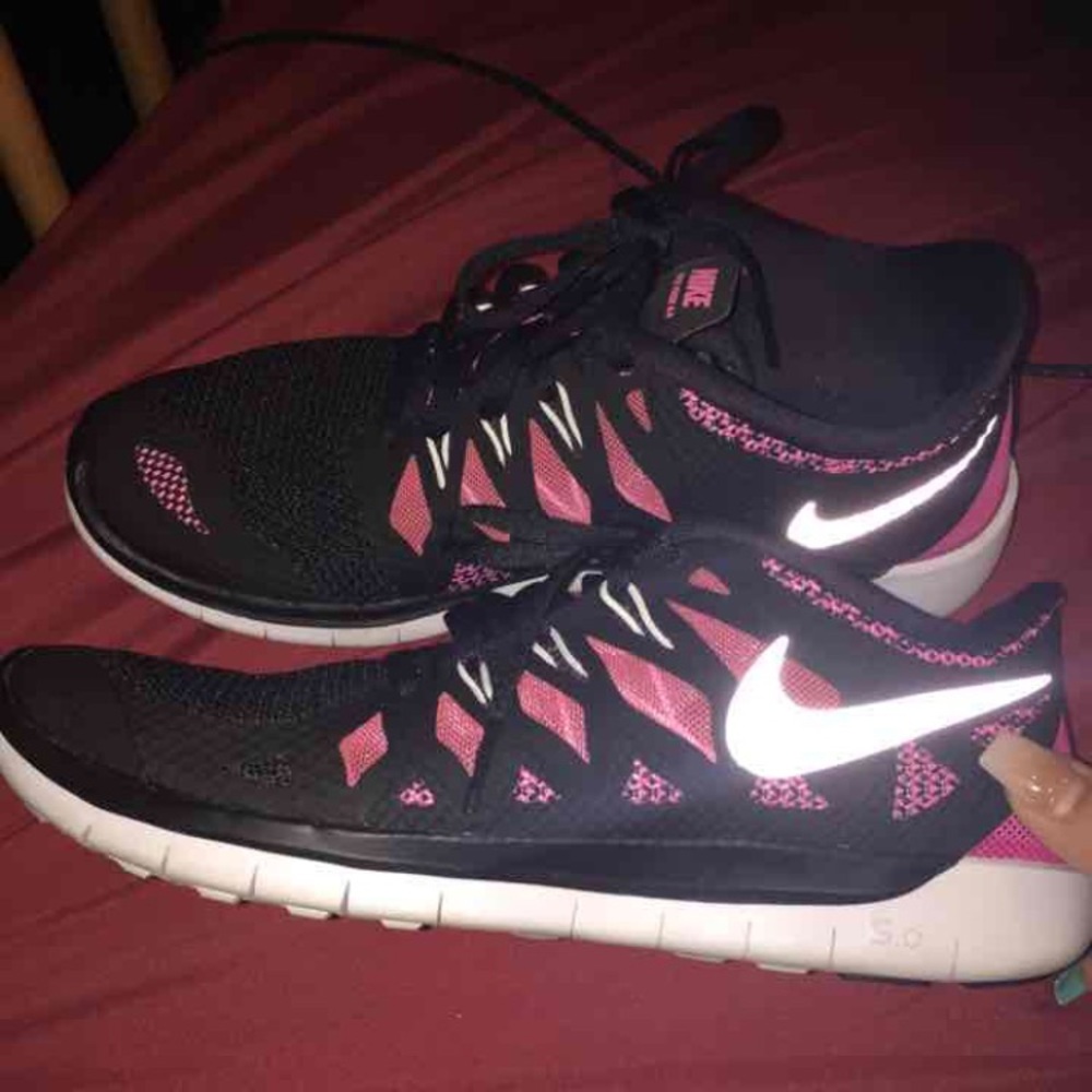 Nike free runs