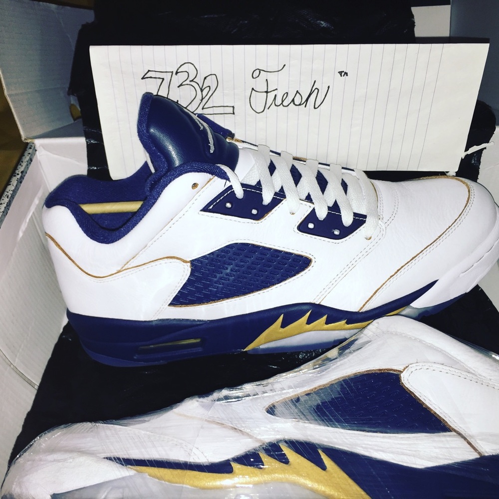Air Jordan retro 5 "dunk from above"