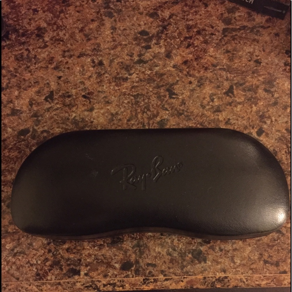 Ray Ban case