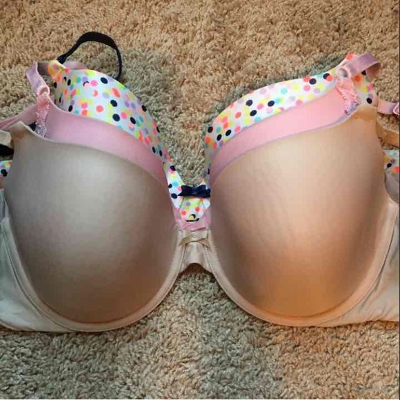 Sold! Lot of 3 Victoria's Secret 34DD Bras - Picture 2 of 4