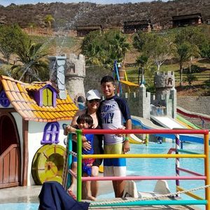 Meet your Posher, Dora