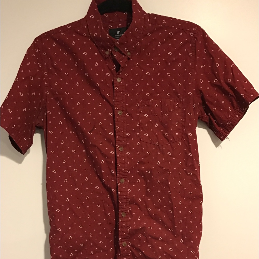 Pattern button down