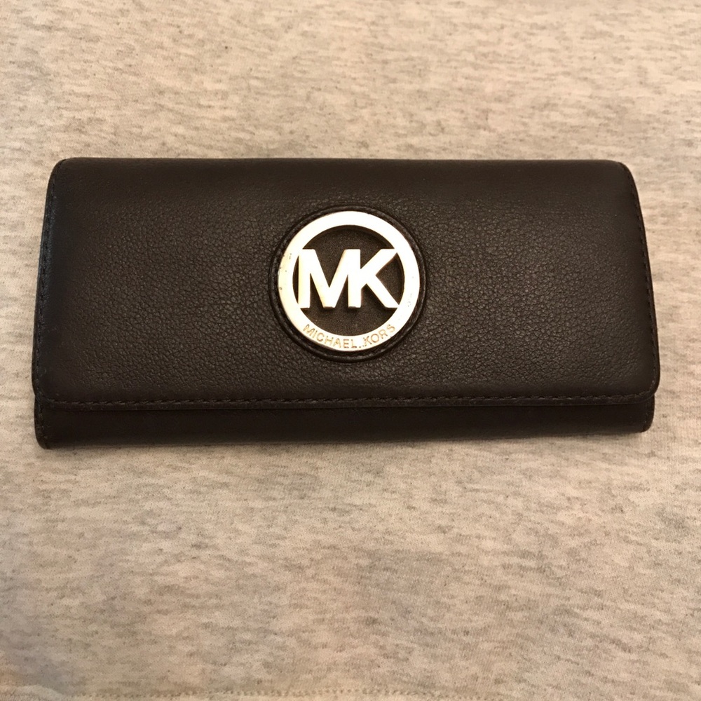 Brown leather Michael Kors wallet
