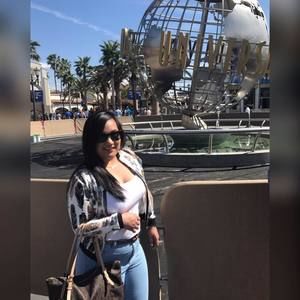 Meet your Posher, Jasmine