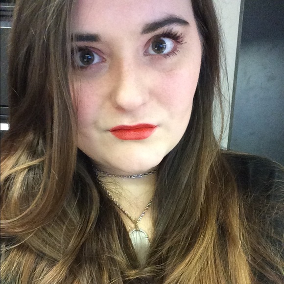 Meet your Posher, Libby - Picture 4 of 4