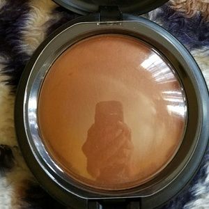 Mac (Dark Deep) skin finish