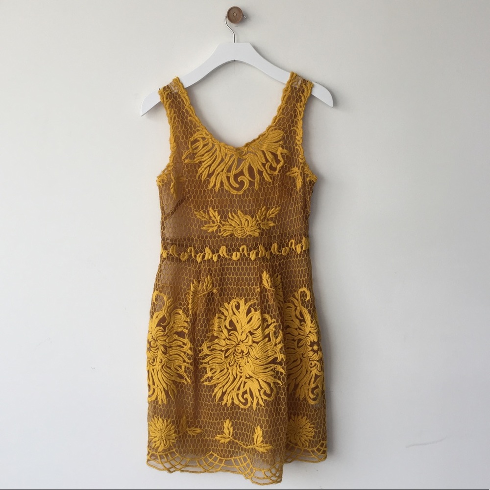 Anthropologie honeycomb lace dress
