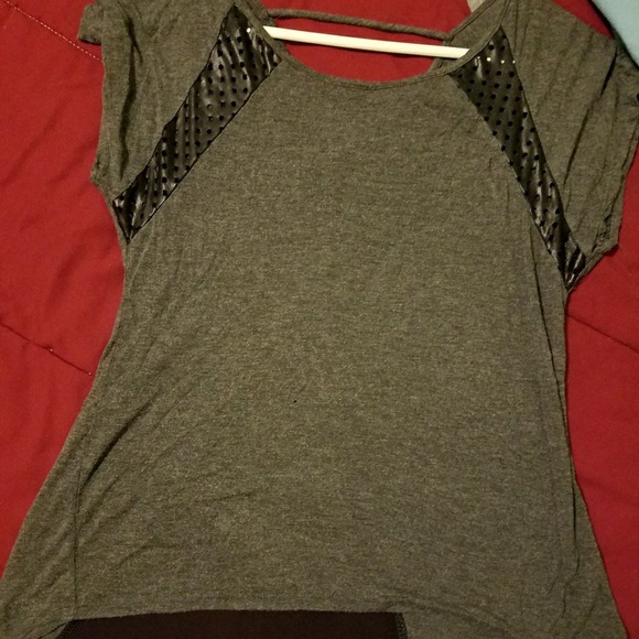Ladies shirt - Picture 2 of 2