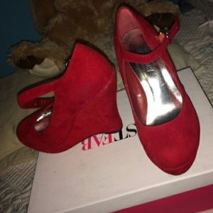 Red Wedges