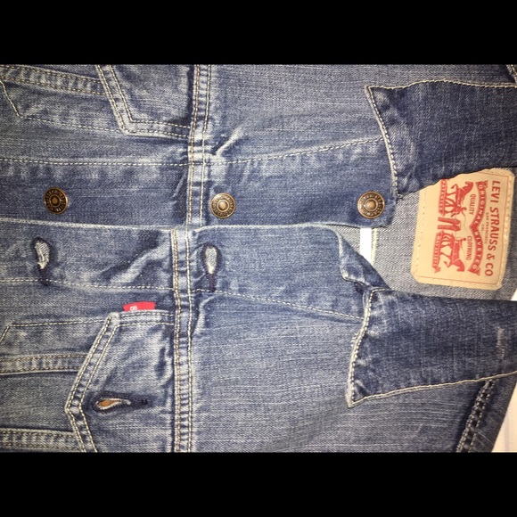 Levi Denim Jacket - Picture 3 of 4