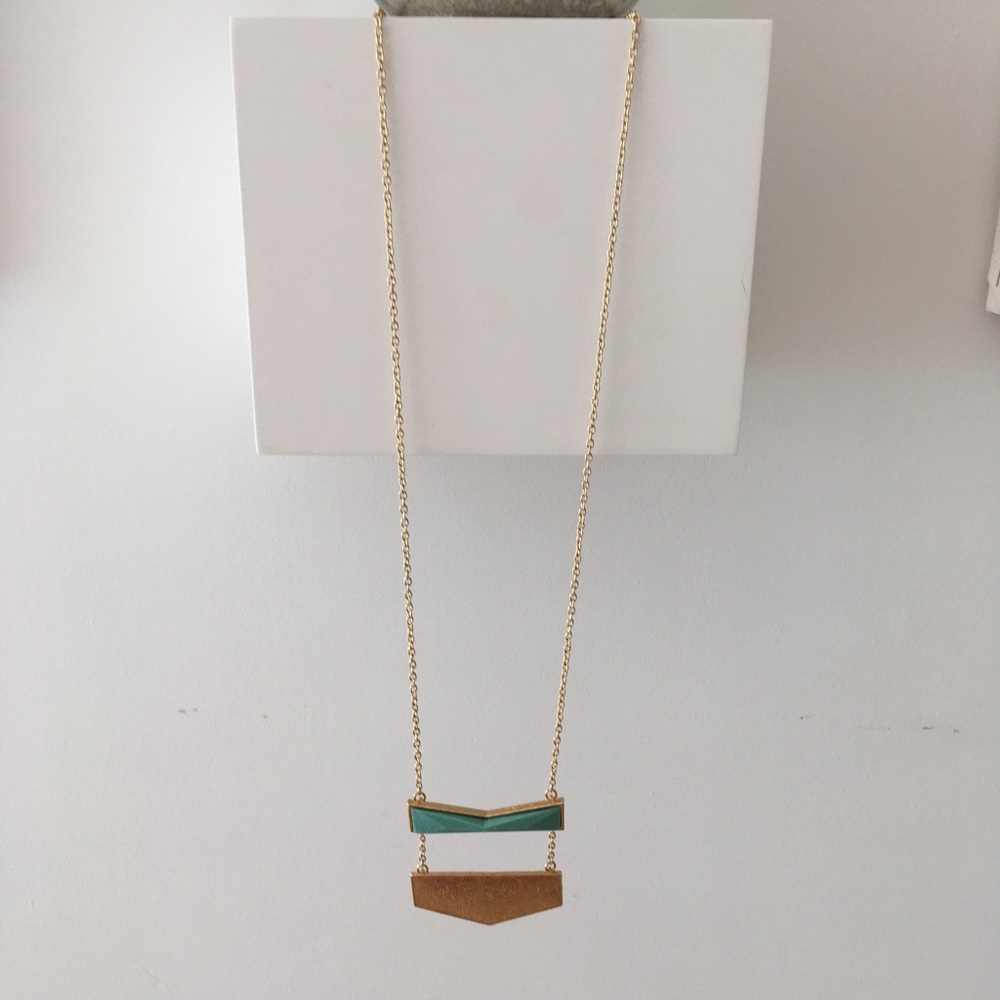 LAST ONE! Blue CHEVRON Necklace - Picture 3 of 6