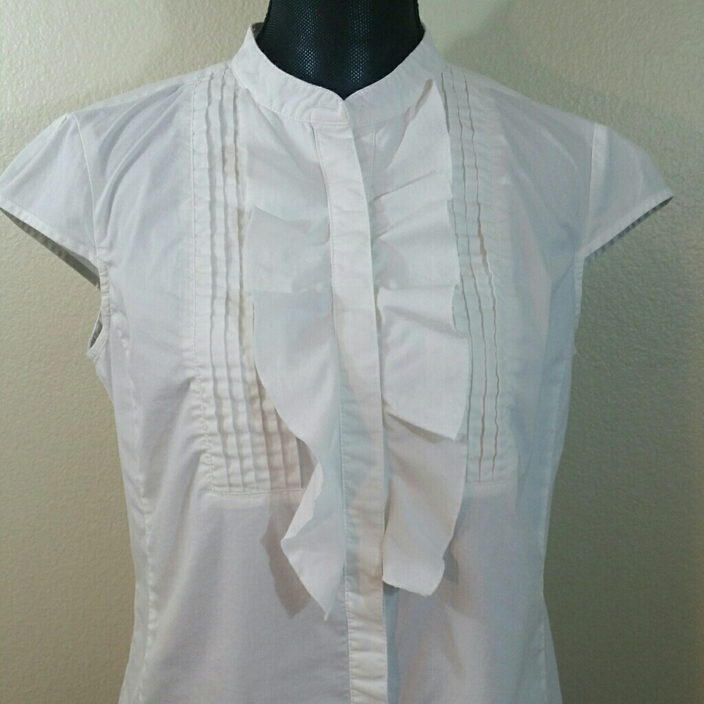 Crisp white career top