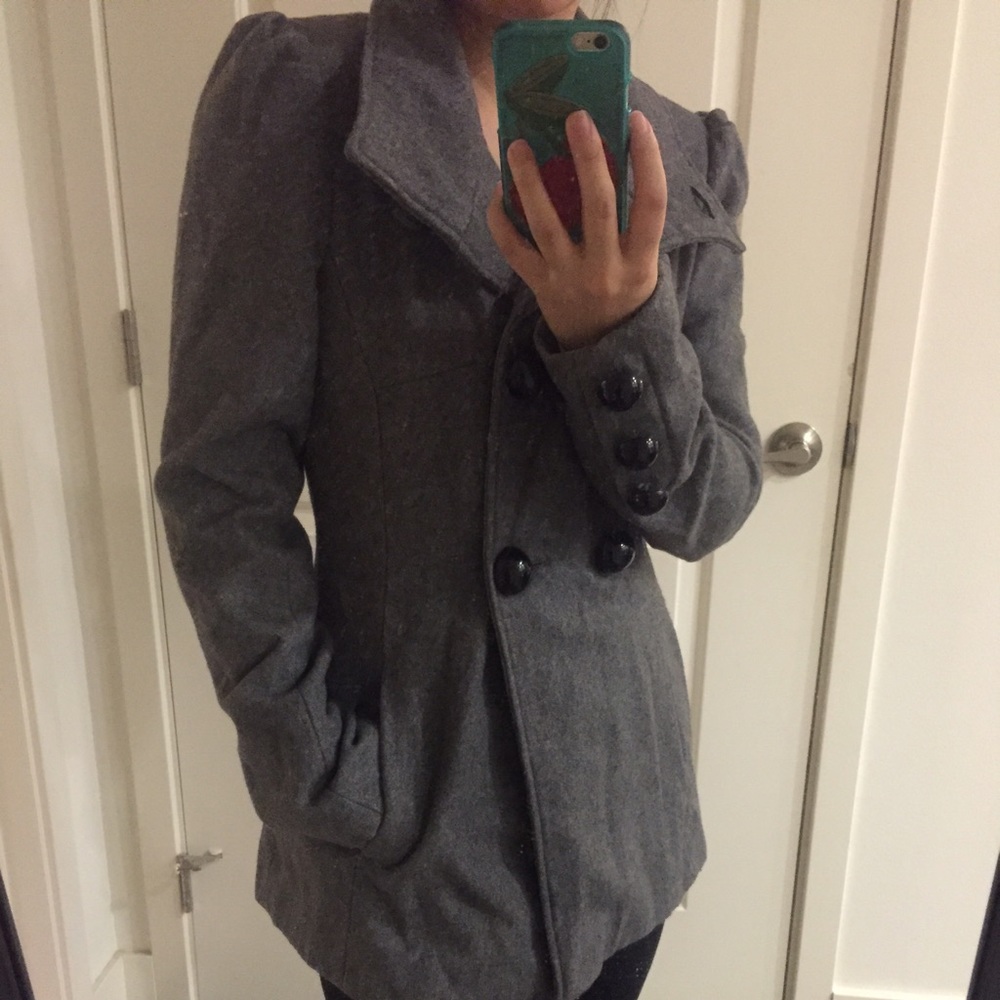 Black rivet wool coat