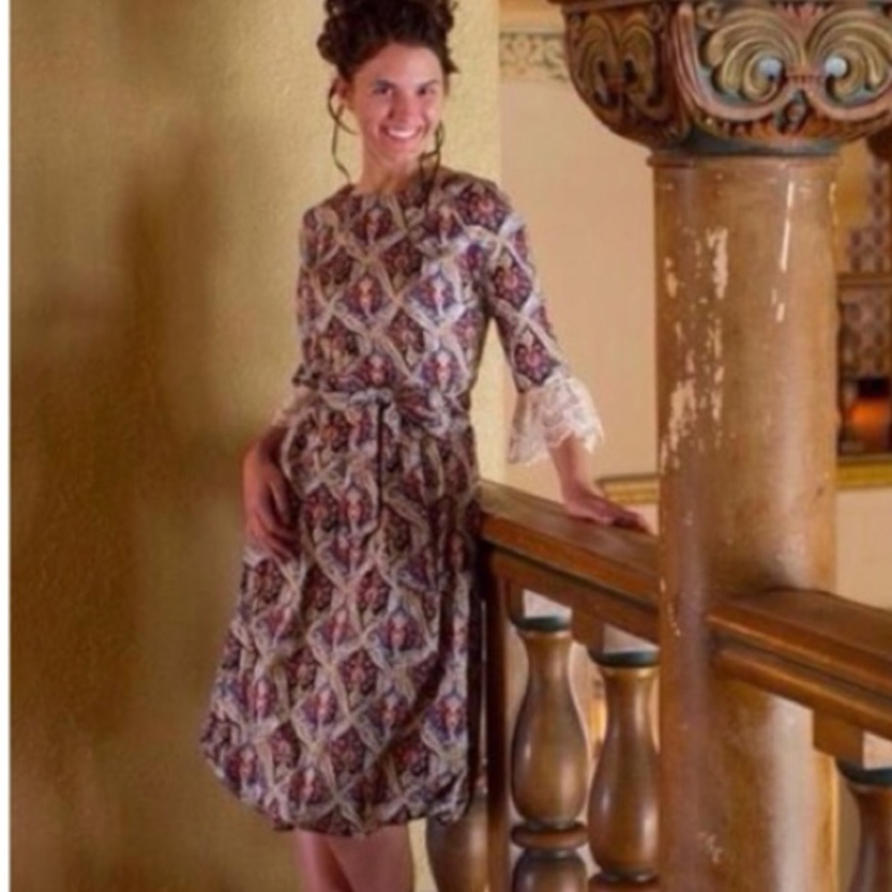 Dainty Jewell's Dress