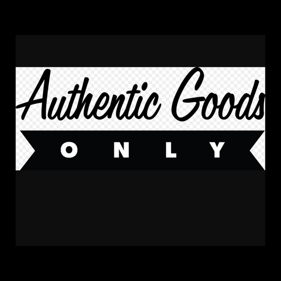 π― Authentic - Picture 1 of 1