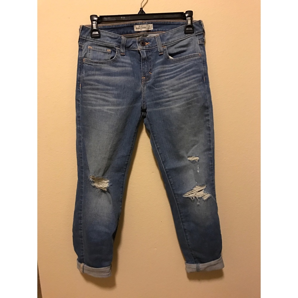Abercrombie Destroyed Boyfriends Jeans