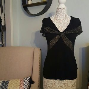 Dil black v-neck top
