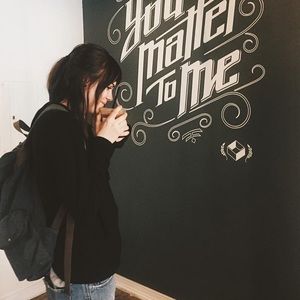 Meet your Posher, Holly