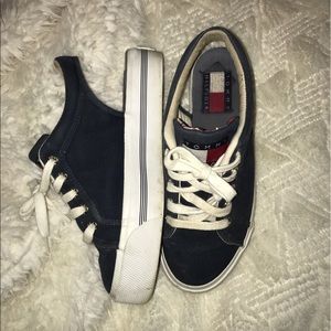 vintage Tommy Hilfiger platforms! SO CUTE