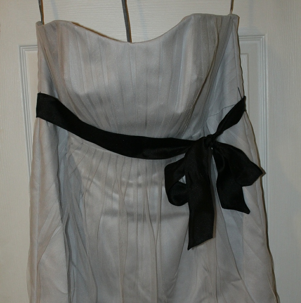 Vera Wang White special occasion dress - NWOT
