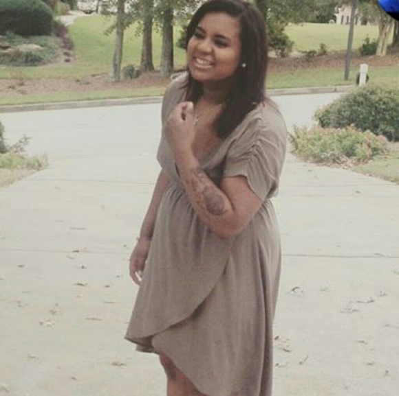 Meet your Posher, Raquel - Picture 1 of 1