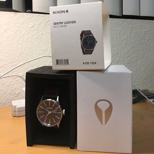 Nixon Watch Sentry Leather