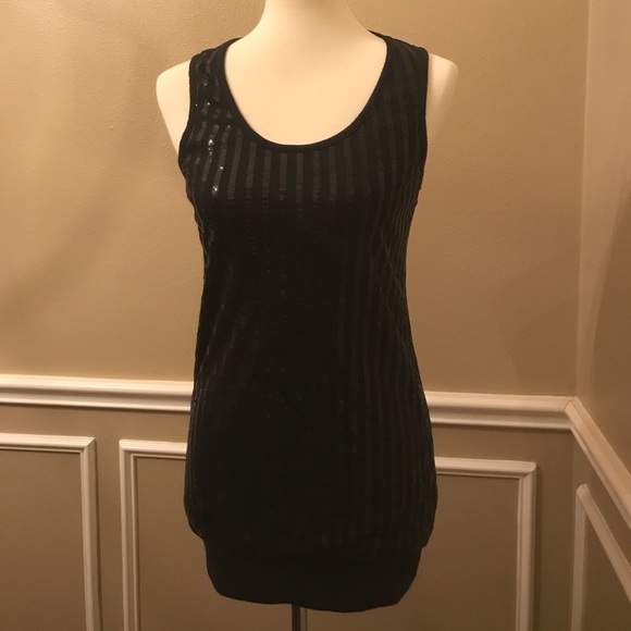 NWOT*Shiny sequence black tank - Picture 2 of 5