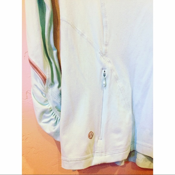 Lululemon Limited Edition Ruched Top - Picture 7 of 7