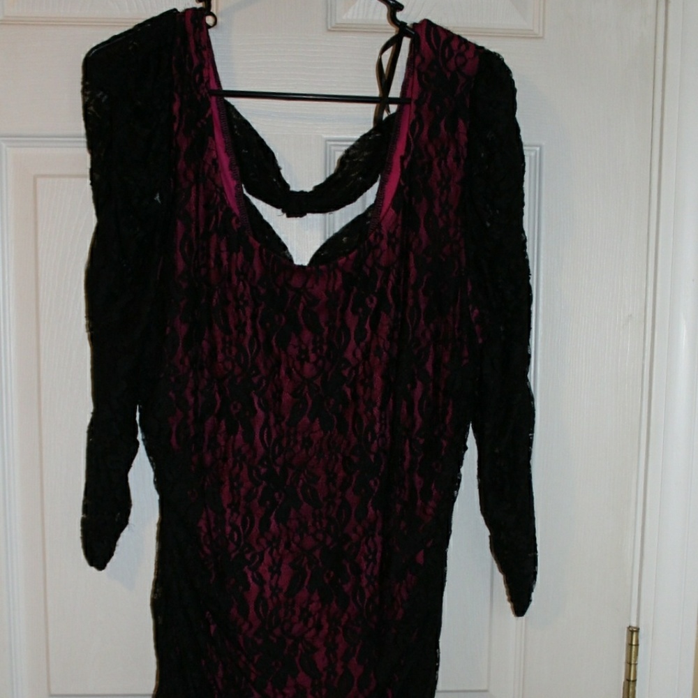 Torrid lace dress - Size 2