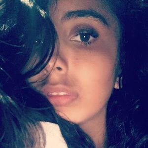 Meet your Posher, Maya