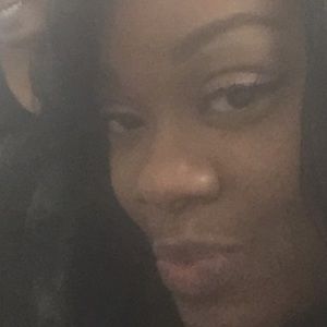 Meet your Posher, Latasha